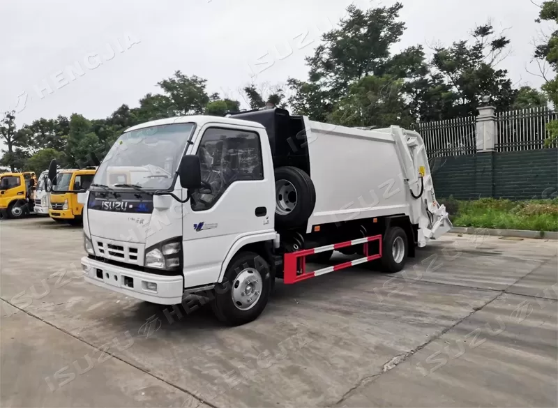 ISUZU NKR/600P CAMIÓN DE ROADA